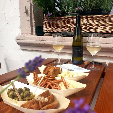 Zur Alten Rebe Ferienhaus Und Weingut Konz Exteriör bild
