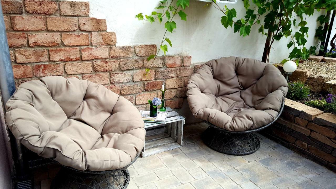 Zur Alten Rebe Ferienhaus Und Weingut Konz Exteriör bild